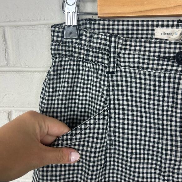 Silence & Noise Urban Outfitters Black White Gingham Plaid Pants Size 0 - Picture 7 of 11